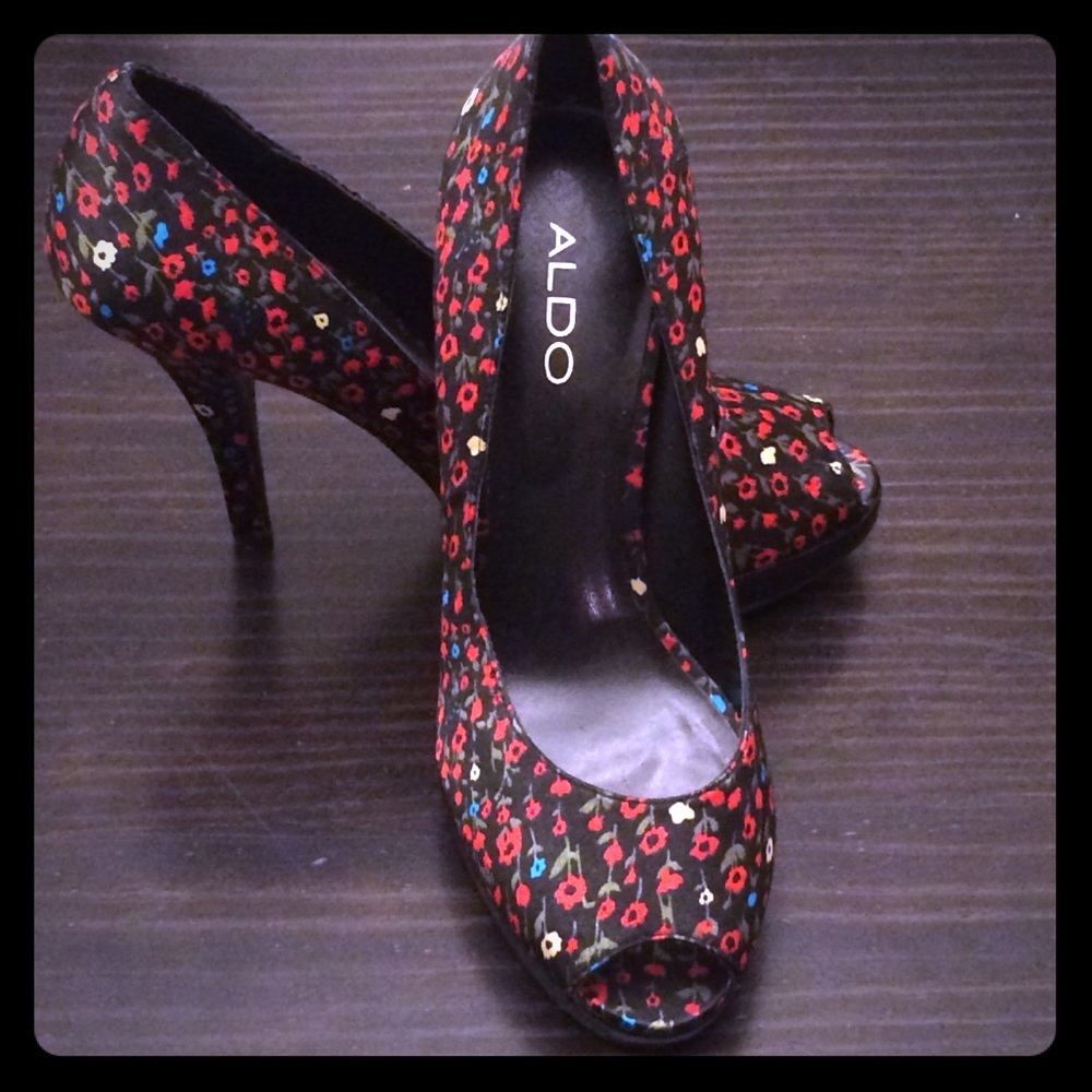 Aldo - Pumps - Never Worn!
